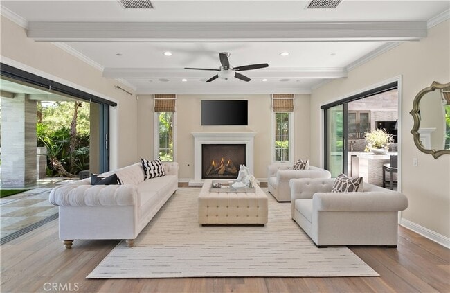 Building Photo - 121 Amber Sky