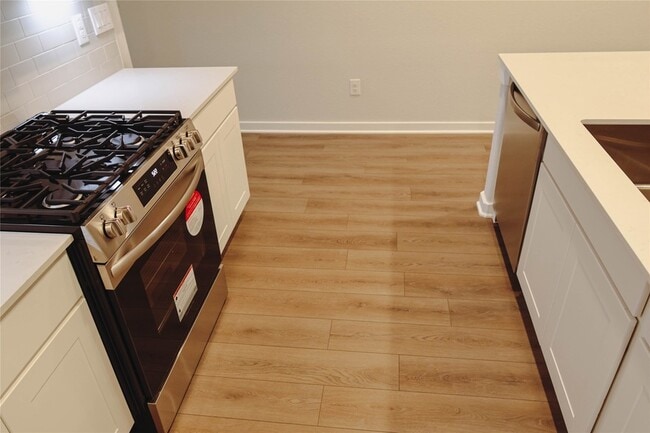 Building Photo - 8526 Blueberry Ash St