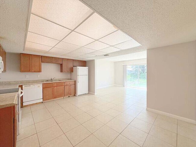 Building Photo - 1454 Trotter Rd
