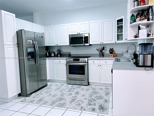 Building Photo - 1120 Canella Ln