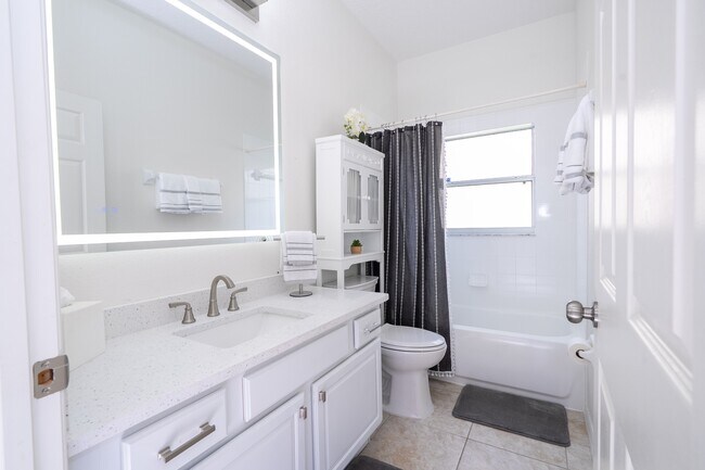 Building Photo - 3774 Eagle Isle Cir