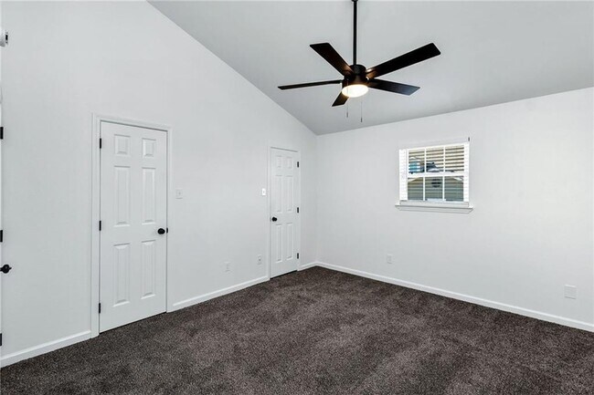 Building Photo - 2916 Jean Lafitte Pkwy