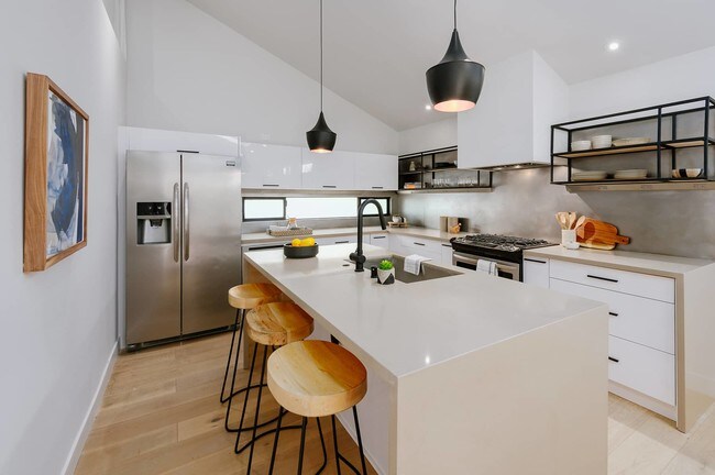 Building Photo - 3429 Larissa Dr