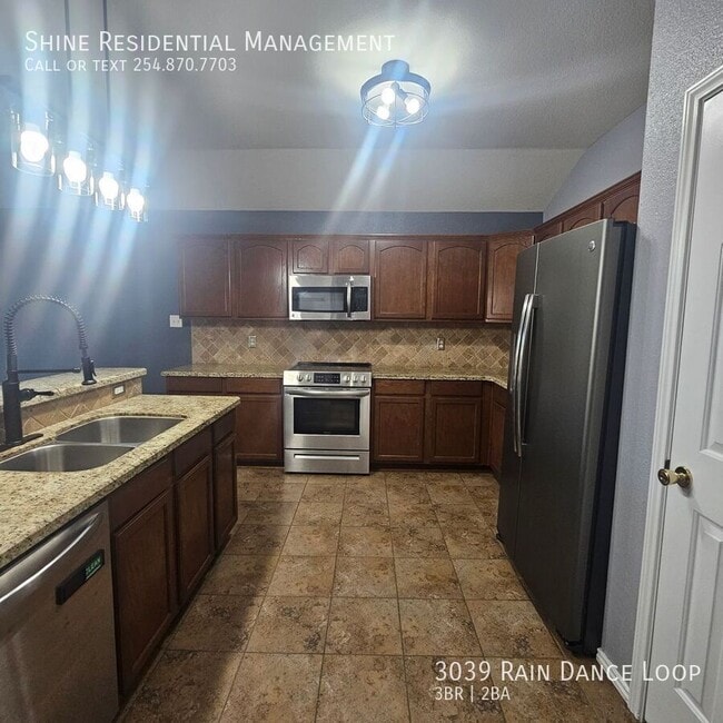 Building Photo - 3039 Rain Dance Loop