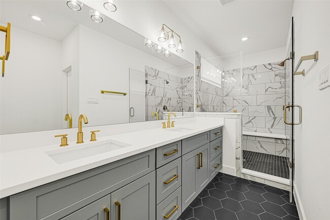 Building Photo - 409 Alvia Run Ln