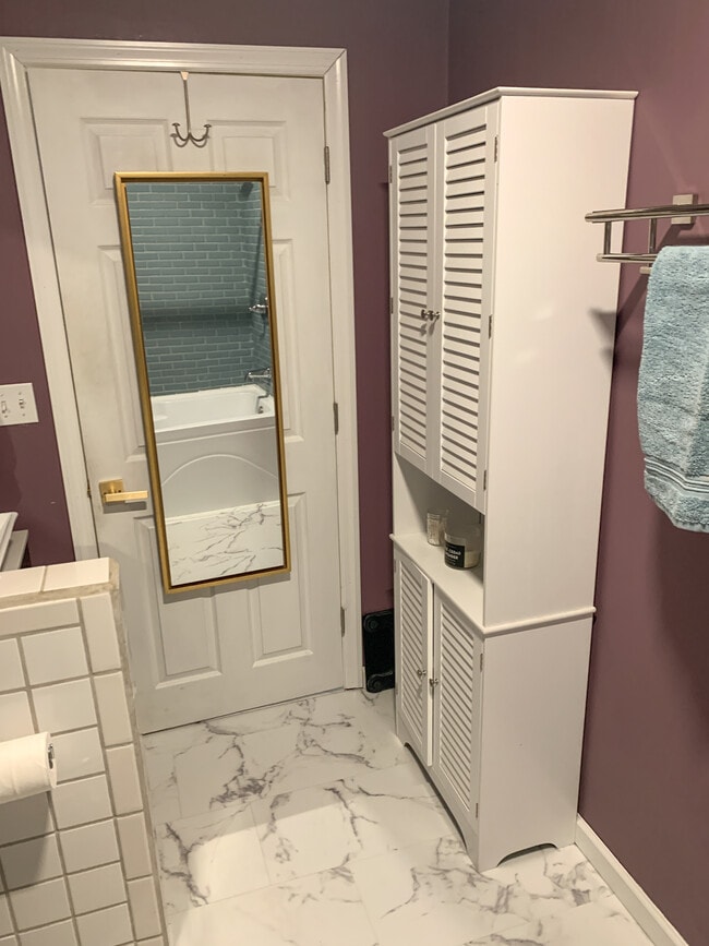 Bathroom 2 - 806 Berkshire Rd