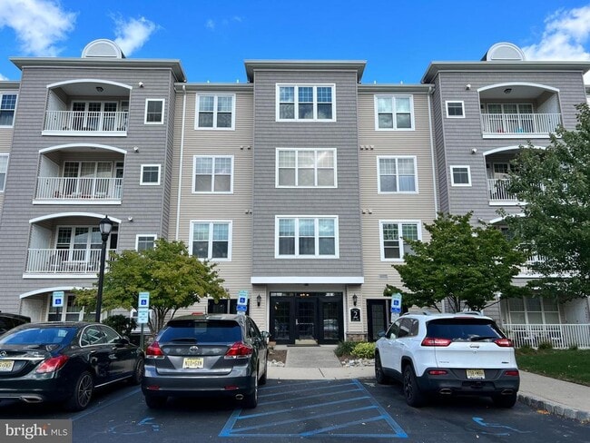 Building Photo - 232 Masterson Ct