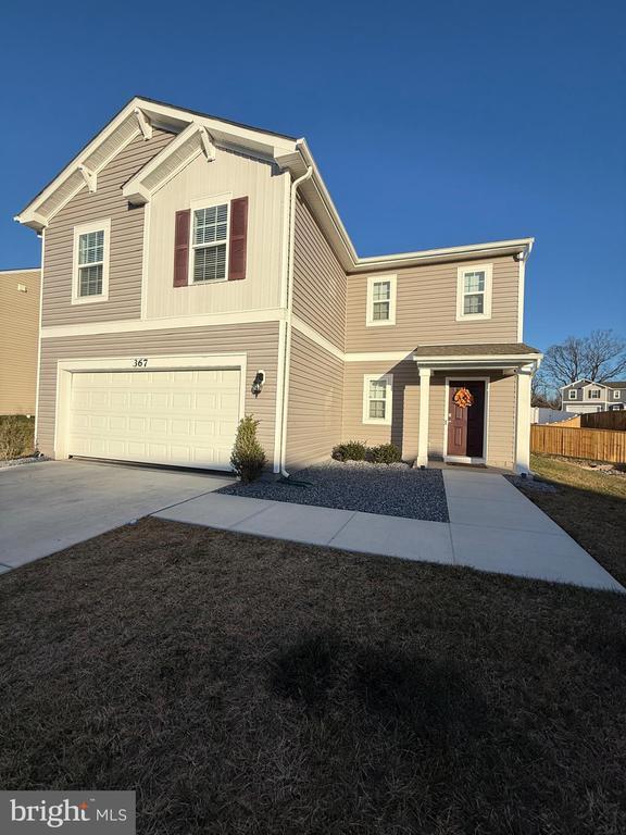 Building Photo - 367 Centergate Dr