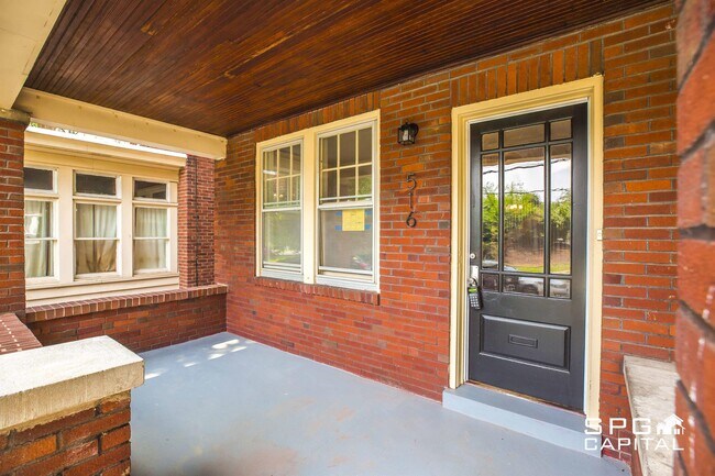 Building Photo - 516 Radnor St