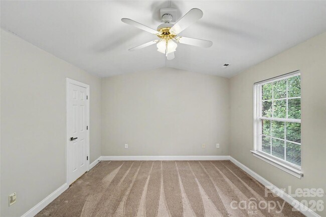Building Photo - 2120 Sardony Ln