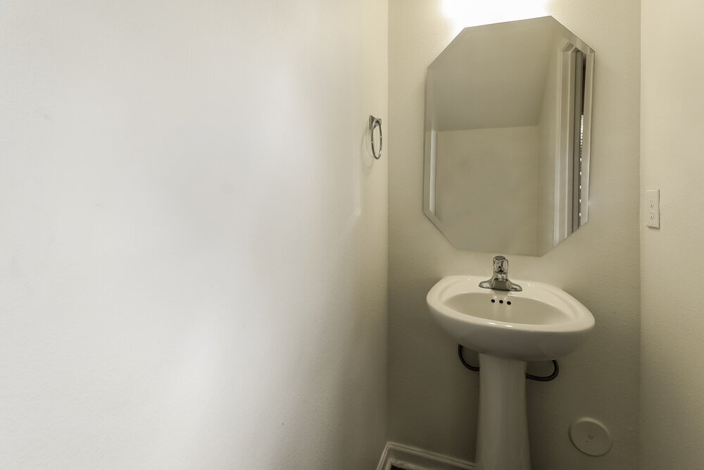 Building Photo - 2541 Meadow Crossing Dr