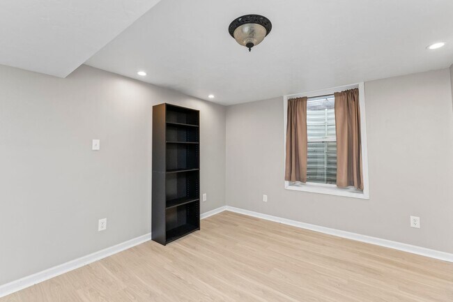 Building Photo - Storybook Home, 4-Bedroom, 2-Bathroom