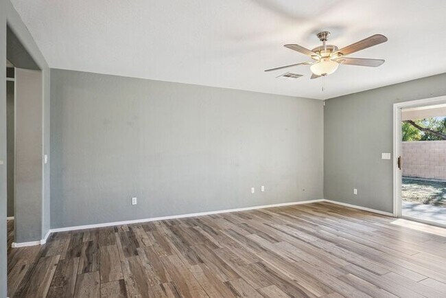 Building Photo - Very nice 3 bedroom 2 bath home