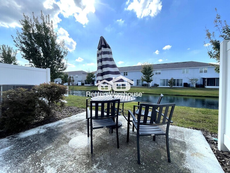 Building Photo - 7025 Grand Elm Dr