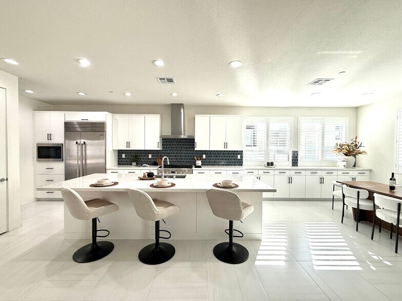 Building Photo - 10662 Senna Wy