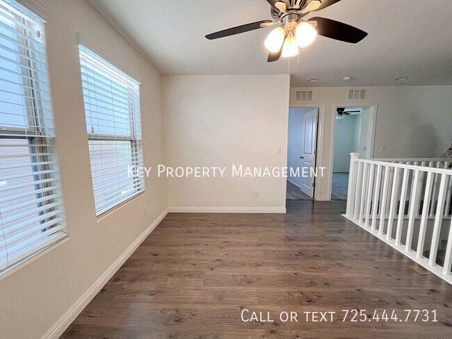 Building Photo - 2 STORY 3 BEDROOM 2.5 BATH + LOFT HOME IN ...