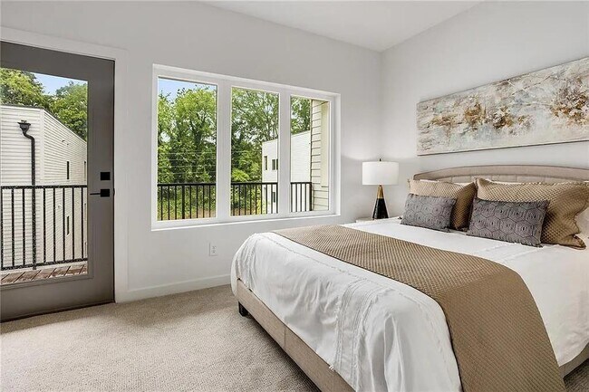 Building Photo - 1436 Walker Pl SE