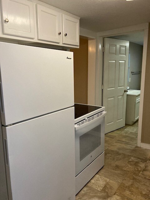 Building Photo - 2407 D Ave