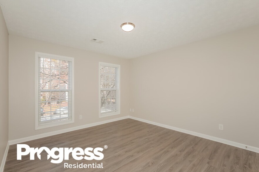 Building Photo - 3511 Kittery Dr SW