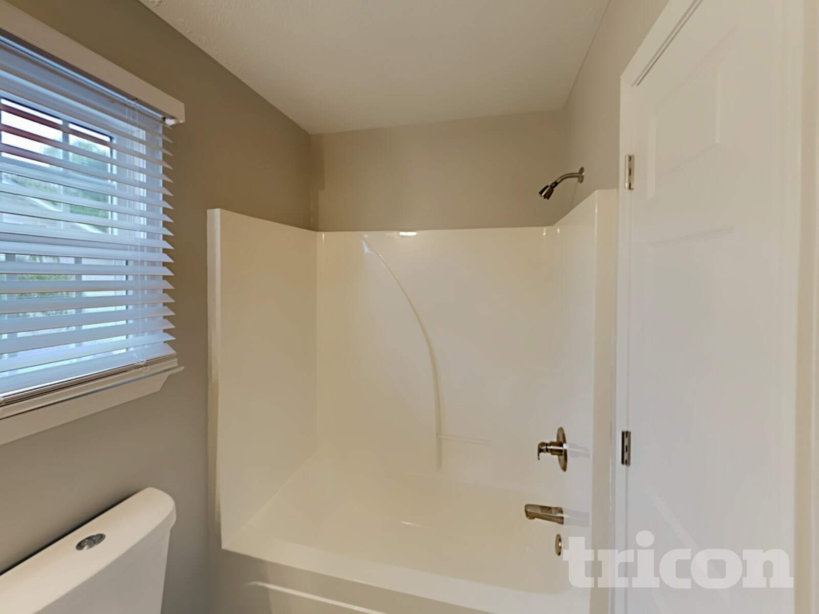 Building Photo - 712 Paige Ct