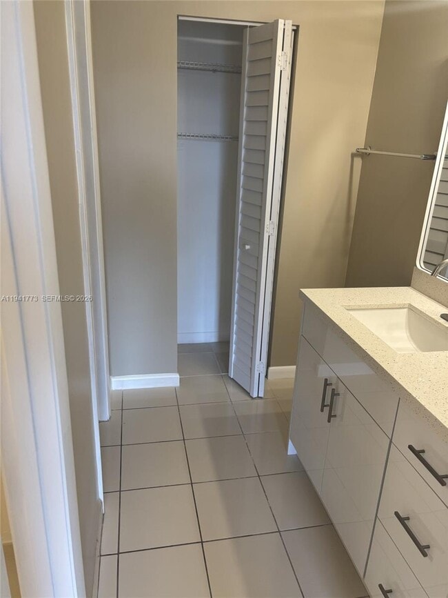 Building Photo - 5800 SW 127th Ave