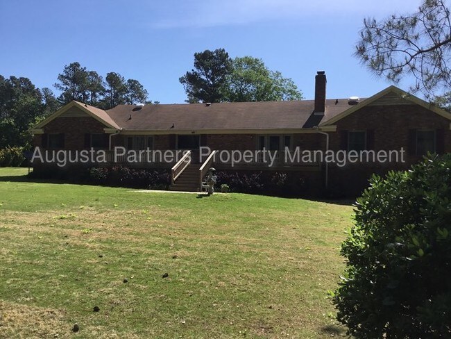 Building Photo - West Lake - Columbia County