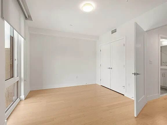 Building Photo - 7 Beech St