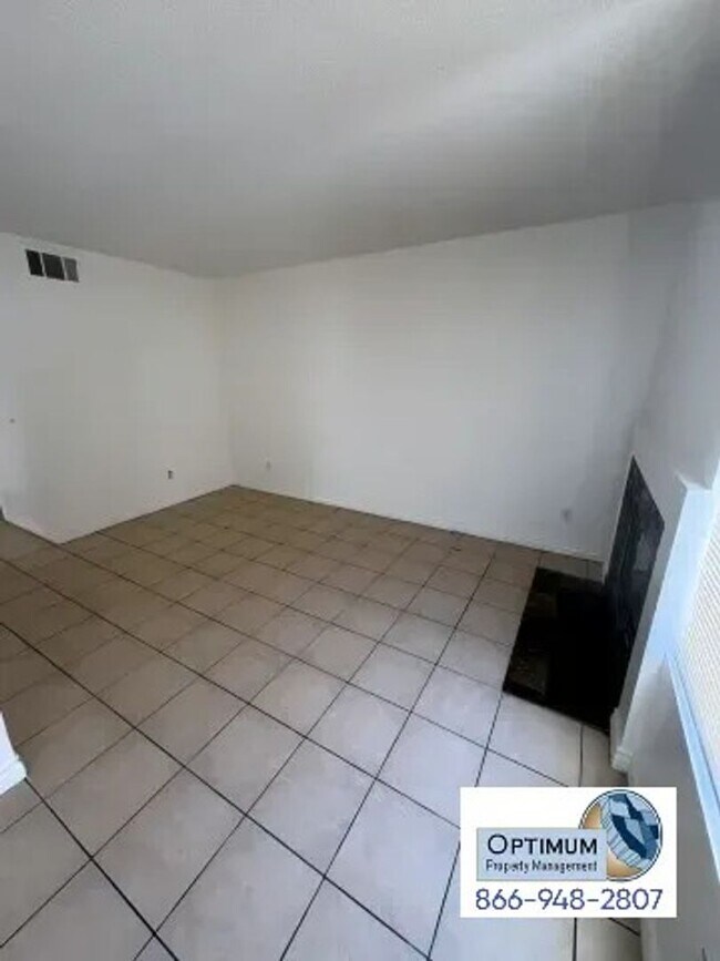 Building Photo - Charming 3-bedroom, 2-bathroom two-story home