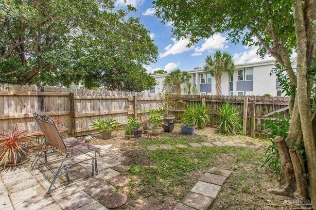 Building Photo - 201 Pensacola Beach Rd