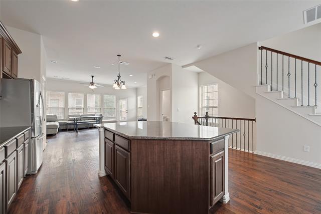 Building Photo - 6491 Las Colinas Blvd