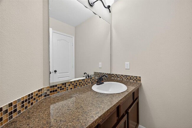 Building Photo - 603 Whitney Oaks Ln