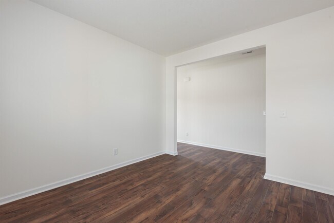 Building Photo - 112 Kaley Ln