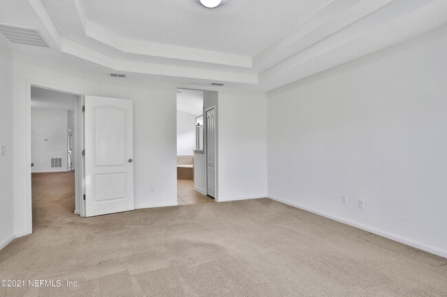 Building Photo - 276 W Adelaide Dr