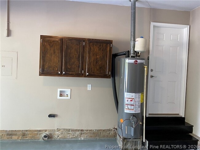 Building Photo - 1212 Butterwood Cir