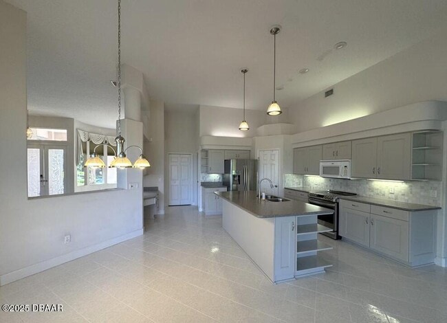 Building Photo - 440 Sea Duck Dr