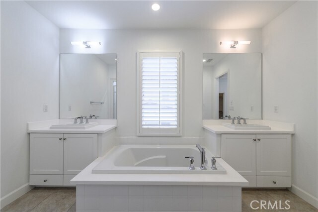 Building Photo - 71 Stetson