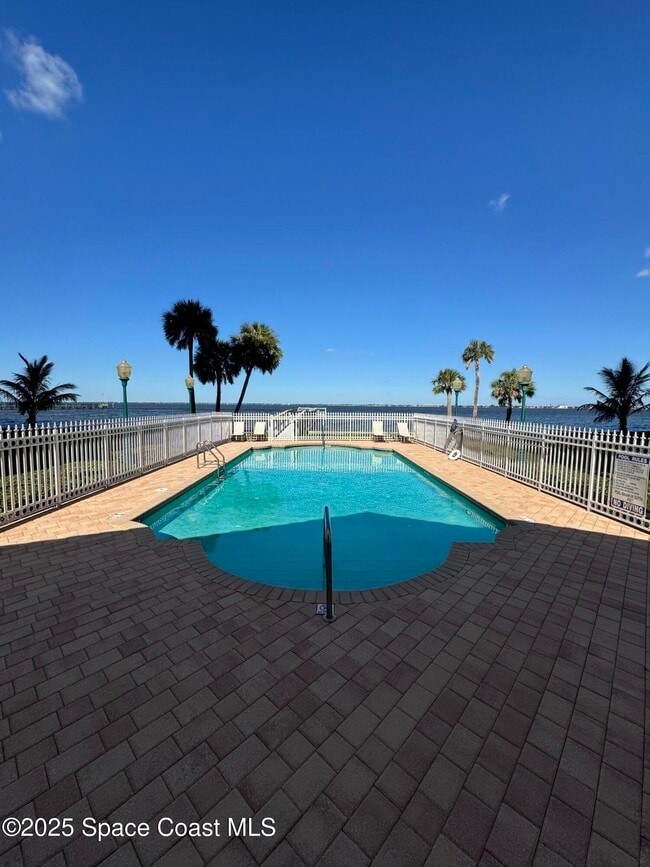 Building Photo - 4955 Dixie Hwy NE