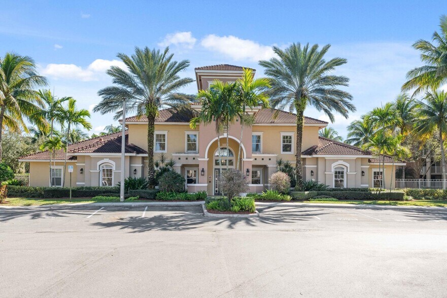 Building Photo - 6530 Emerald Dunes Dr