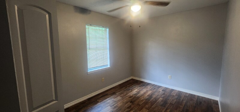 Building Photo - 416 E K St