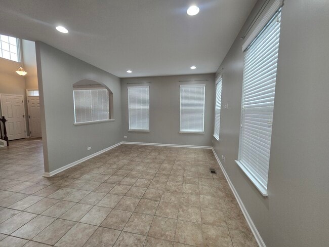 Building Photo - 460 S Jade Ln