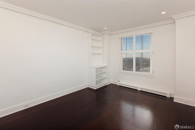 Building Photo - 1250 Jones St