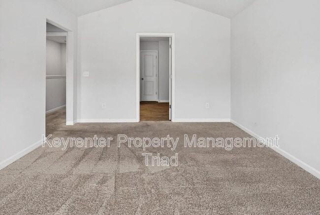 Building Photo - 3705 Nathans Wy