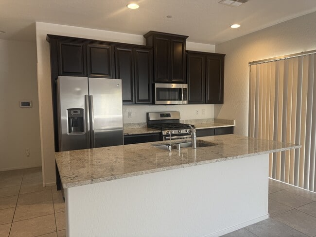 Building Photo - 4566 Mansart Ct