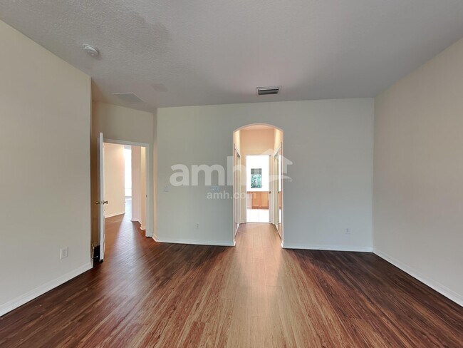 Building Photo - 1749 Oak Grove Chase Dr