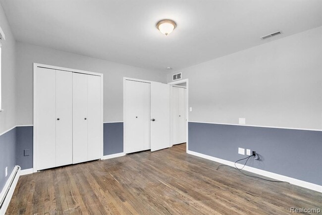 Building Photo - 640 Cumberland St