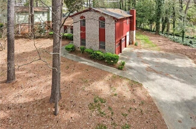 Building Photo - 1172 Martin Nash Rd SW