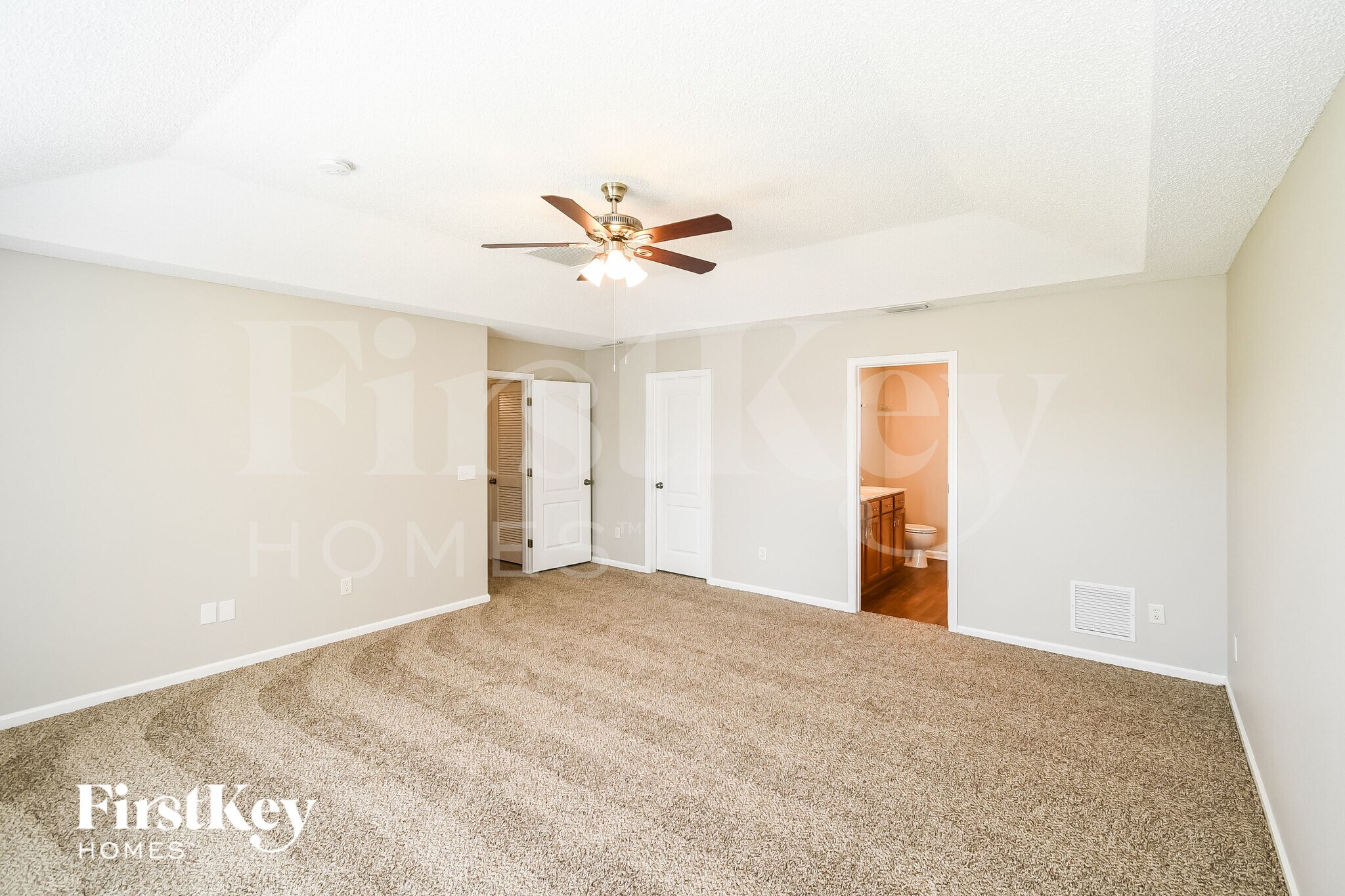 Building Photo - 9634 Hazel Lake Dr