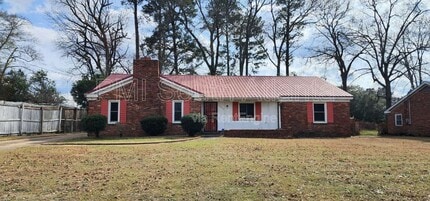 Building Photo - 3820 Meadowlark Dr