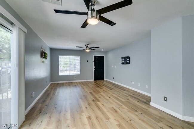 Building Photo - 120 Tansy Ct