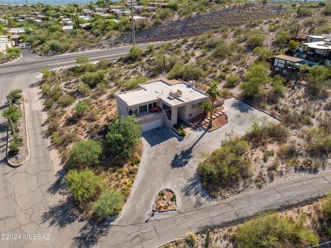 Building Photo - 5798 E Paseo Cimarron
